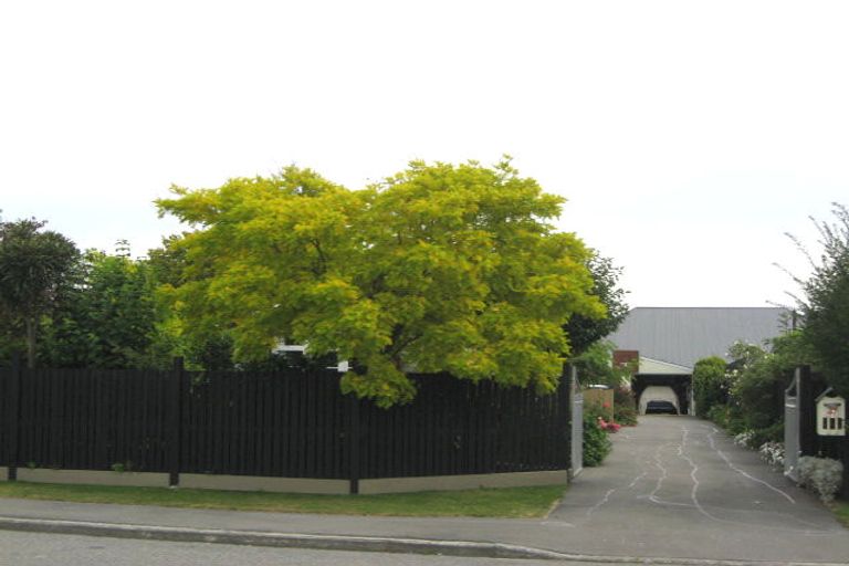 Photo of property in 47 Mcfaddens Road, St Albans, Christchurch, 8052