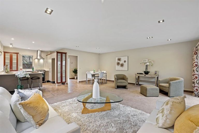 Photo of property in 2 Fieldstone Lane, Spreydon, Christchurch, 8024