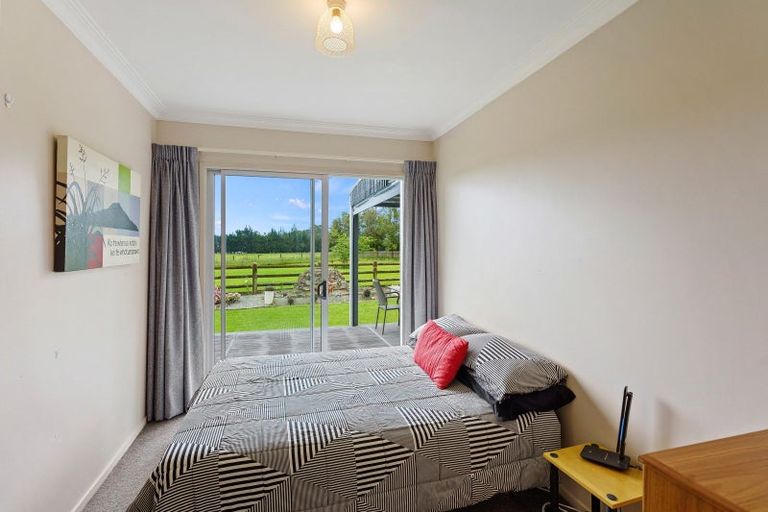 Photo of property in 921 State Highway 1, Te Horo, Otaki, 5581