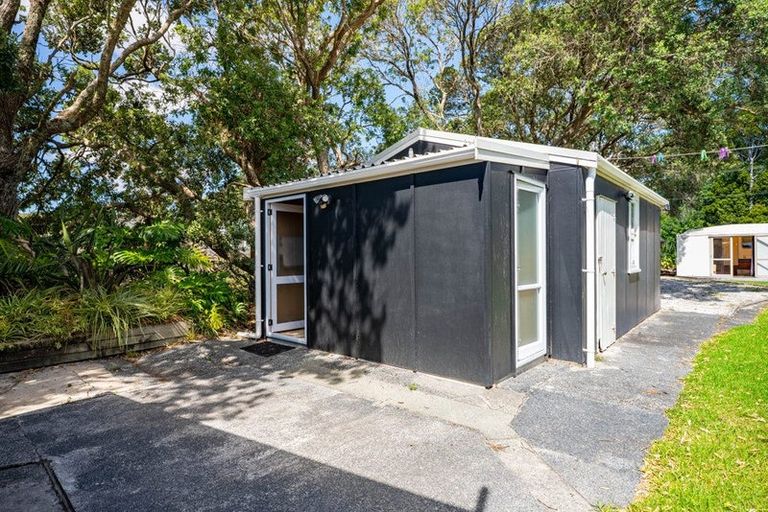 Photo of property in 873 Cove Road, Waipu, 0582