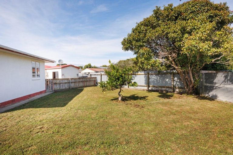Photo of property in 34 Ruamahanga Crescent, Terrace End, Palmerston North, 4410
