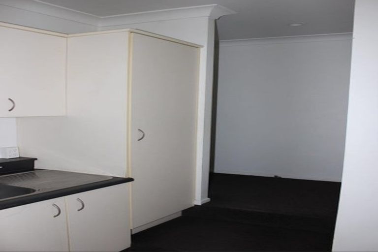 Photo of property in Terrace Garden Apartments, 4c/120 The Terrace, Wellington Central, Wellington, 6011