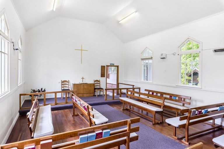 Photo of property in 35 Ocean Road, Paekakariki, 5034