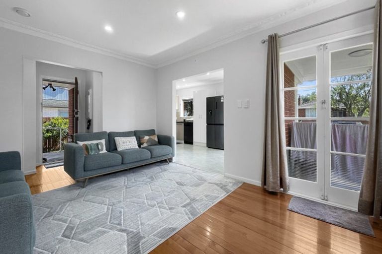 Photo of property in 17 Philip Street, Papatoetoe, Auckland, 2025