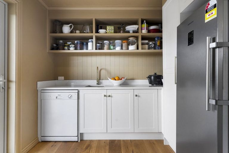 Photo of property in 170 Mullins Road, Ardmore, Papakura, 2582