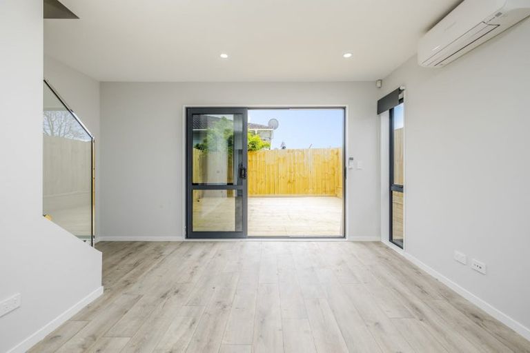 Photo of property in 23a Moncrieff Avenue, Clendon Park, Auckland, 2103