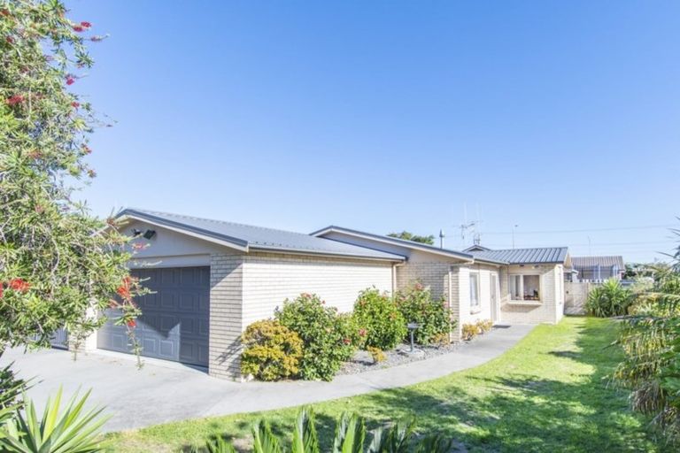 Photo of property in 25a Kentia Avenue, Mount Maunganui, 3116