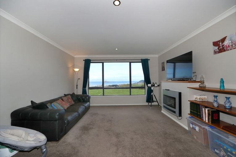 Photo of property in 1993 Waimarama Road, Waimarama, Havelock North, 4294