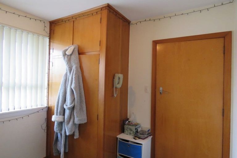 Photo of property in 2/28 Mona Vale Avenue, Riccarton, Christchurch, 8011