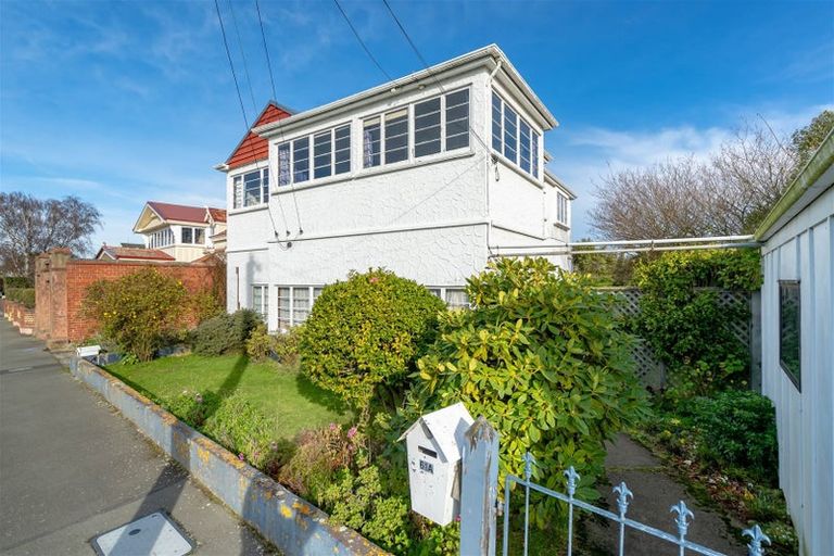 Photo of property in 61 Eglinton Road, The Glen, Dunedin, 9011