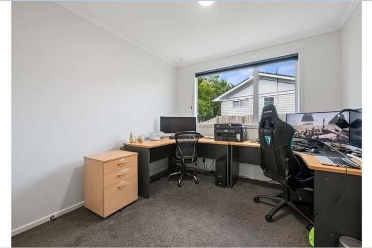 Photo of property in 81 California Drive, Totara Park, Upper Hutt, 5018