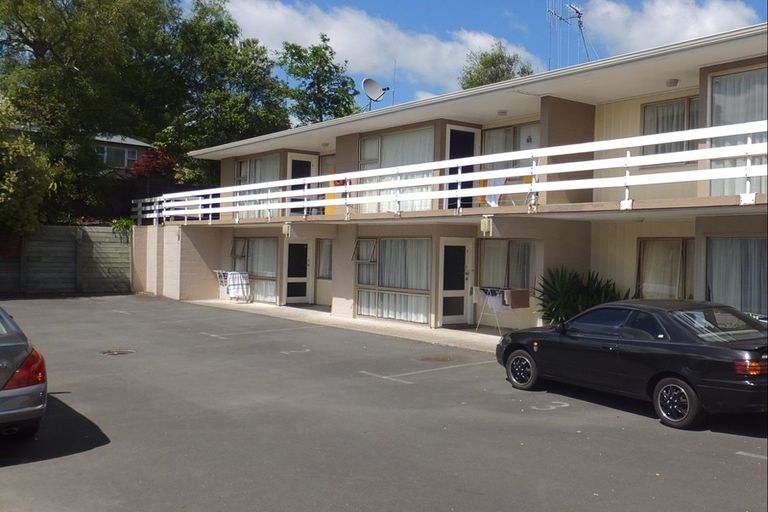 Photo of property in 2/42a Boundary Road, Claudelands, Hamilton, 3214