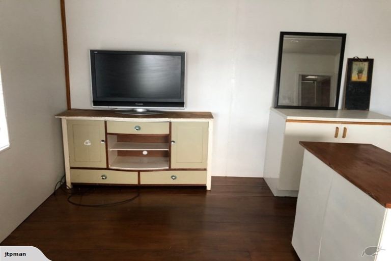 Photo of property in 51 Whitford Park Road, Whitford, Howick, 2571