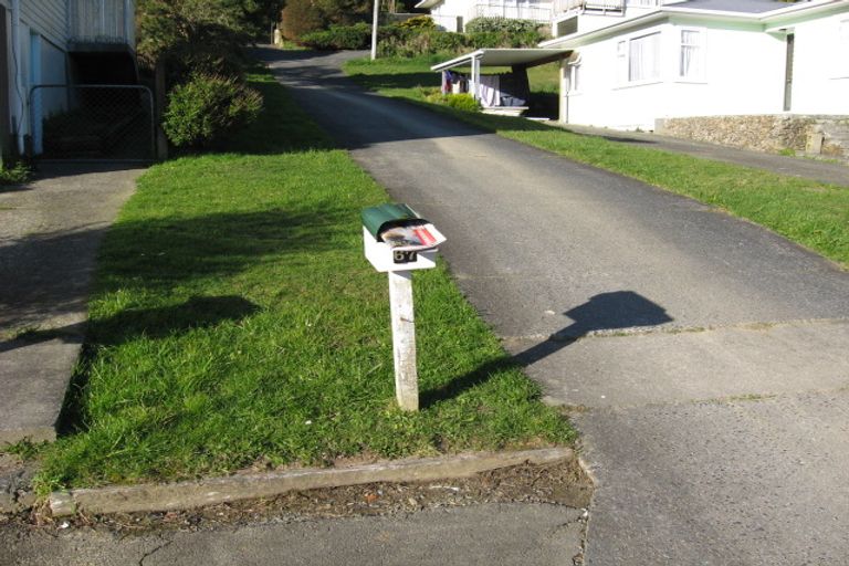 Photo of property in 67 Petrie Street, Wainuiomata, Lower Hutt, 5014