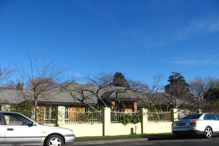 Photo of property in 1/2 Valley Road, Cashmere, Christchurch, 8022