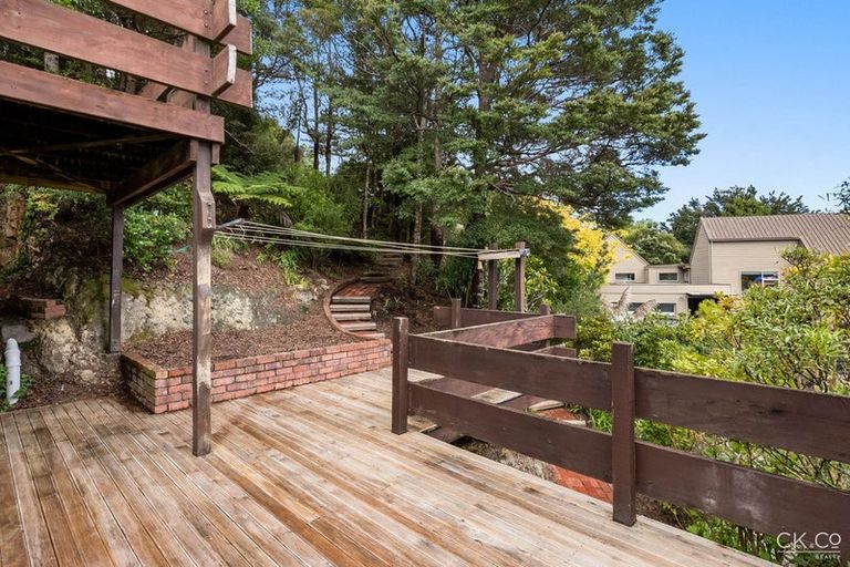 Photo of property in 72a Chatsworth Road, Silverstream, Upper Hutt, 5019