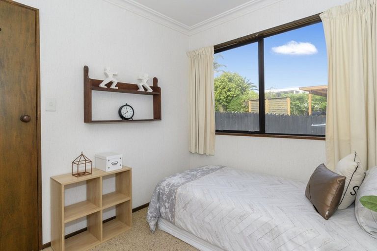 Photo of property in 2 Clivedene Street, Matua, Tauranga, 3110