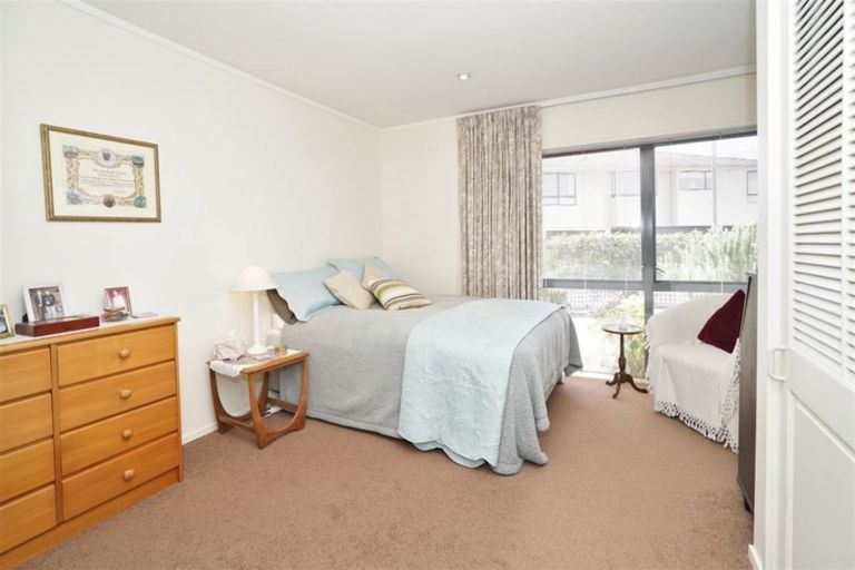 Photo of property in 63 Grosvenor Gardens, Flagstaff, Hamilton, 3210