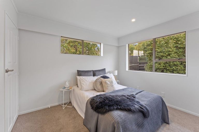 Photo of property in 11 Amber Grove, Birchville, Upper Hutt, 5018