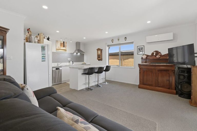 Photo of property in 32 Arrow Close, Papamoa, 3118