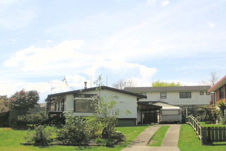 Photo of property in 4 Waitawa Place, Lynmore, Rotorua, 3010