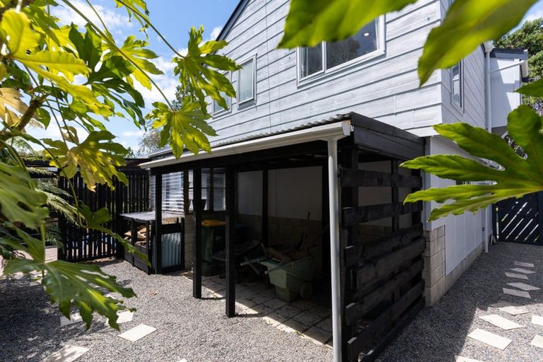 Photo of property in 6 Bowline Place, Whitby, Porirua, 5024