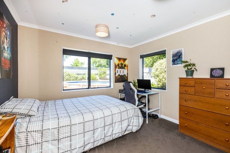 Photo of property in 13 Penlington Place, Havelock North, 4130