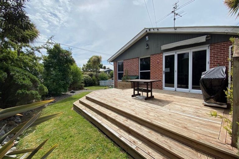 Photo of property in 8 Farrington Avenue, Bishopdale, Christchurch, 8053