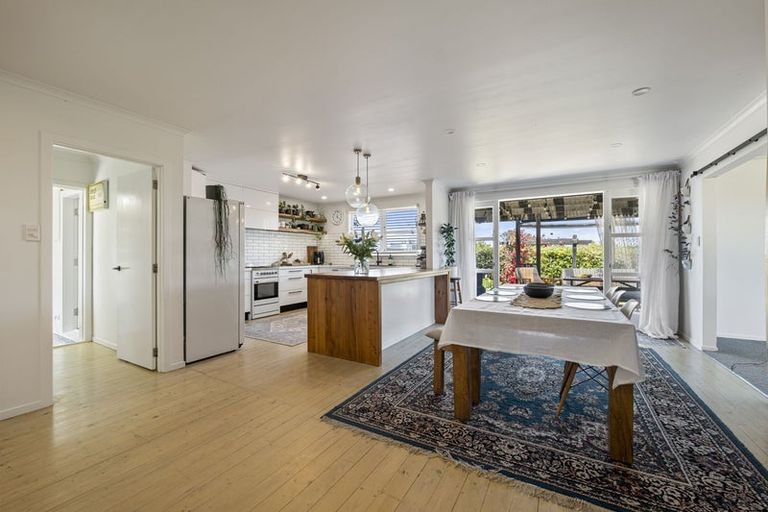 Photo of property in 57 Longfellow Road, Opunake, 4616