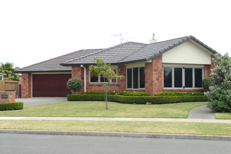 Photo of property in 562 Gloucester Road, Papamoa Beach, Papamoa, 3118