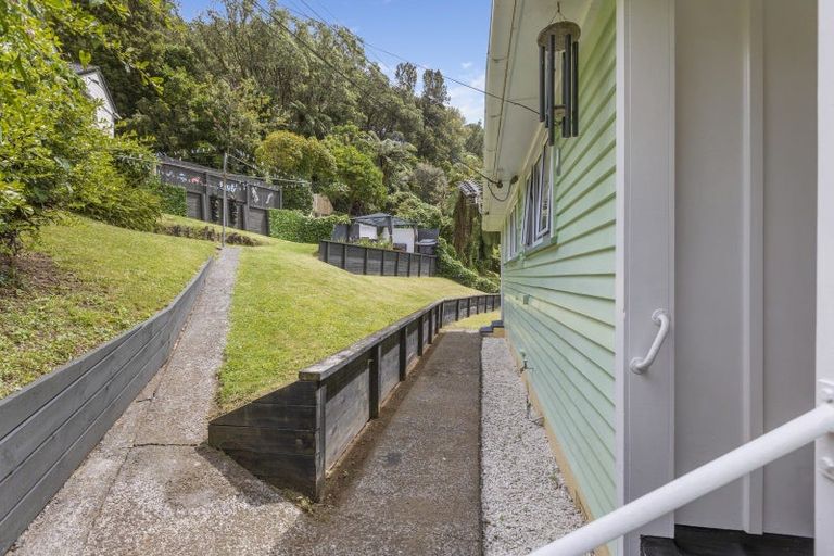 Photo of property in 58 Glenpark Avenue, Frankleigh Park, New Plymouth, 4310