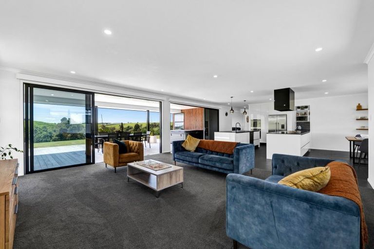 Photo of property in 489 Smart Road, Hillsborough, New Plymouth, 4372