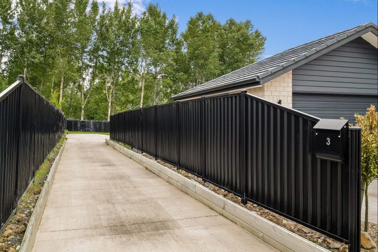 Photo of property in 3 Mccarthy Court, East Taieri, Mosgiel, 9024