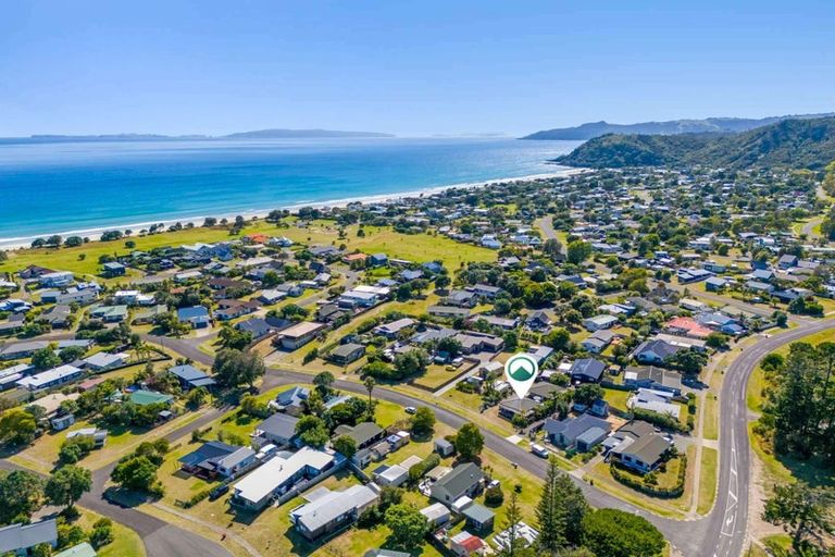 Photo of property in 106 Kowhai Avenue, Matarangi, Whitianga, 3592