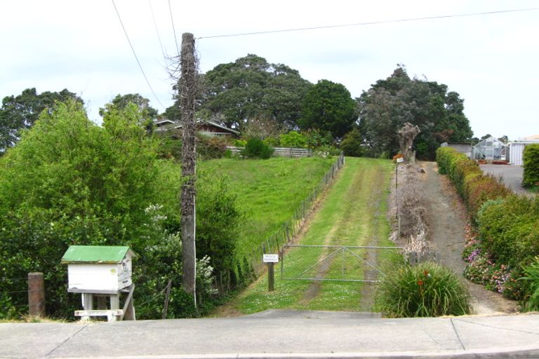 Photo of property in 95 Shakespear Road, Army Bay, Whangaparaoa, 0930