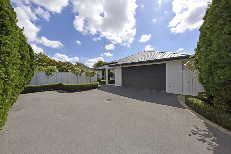 Photo of property in 96a Milns Road, Halswell, Christchurch, 8025