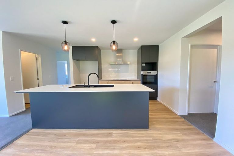 Photo of property in 24 Eileen Way, Rolleston, 7615