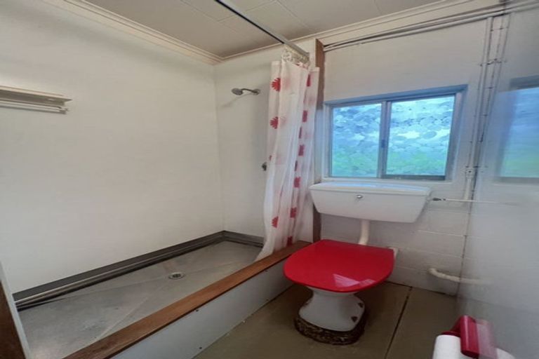 Photo of property in 20 Sunnyhill Crescent, Sunnyhills, Auckland, 2010