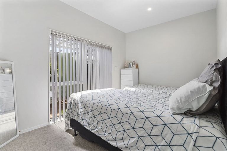 Photo of property in 27 Matakohe Road, Westgate, Auckland, 0814