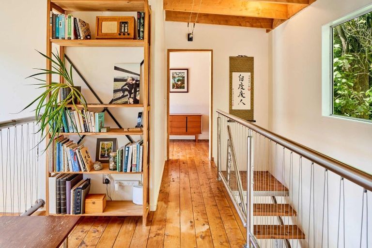 Photo of property in 101 Cluny Road, Plimmerton, Porirua, 5026