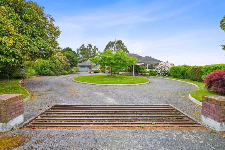 Photo of property in 2476 West Coast Road, Kirwee, Darfield, 7571