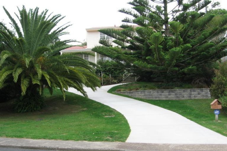 Photo of property in 33 Glamorgan Drive, Torbay, Auckland, 0630