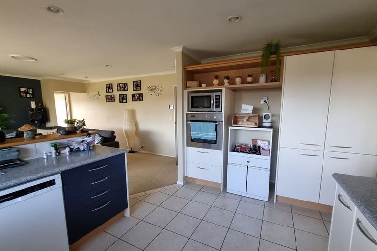 Photo of property in 19 Fergy Crescent, Wattle Downs, Auckland, 2103
