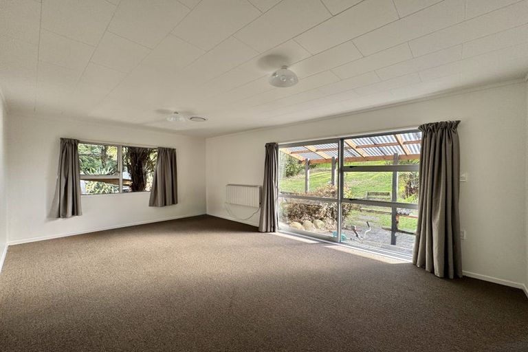 Photo of property in 321a Huia Road, Titirangi, Auckland, 0604