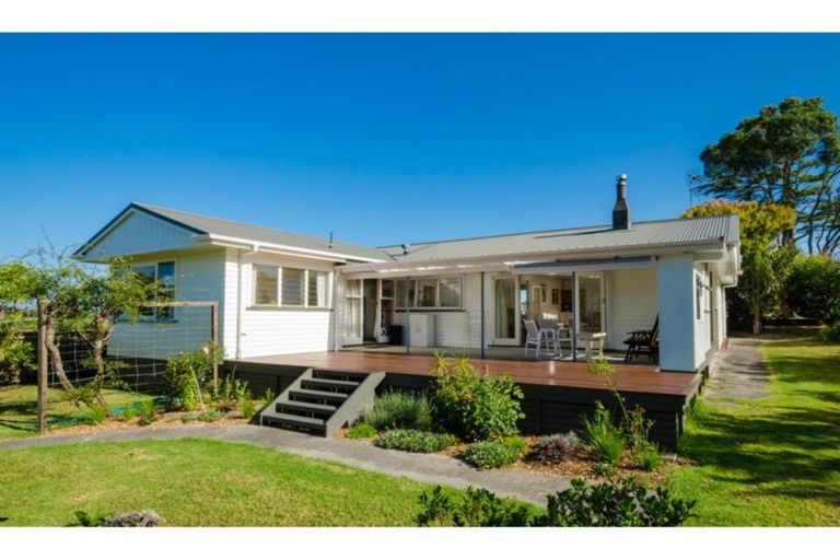 Photo of property in 44 Puriri Road, Whenuapai, Auckland, 0618