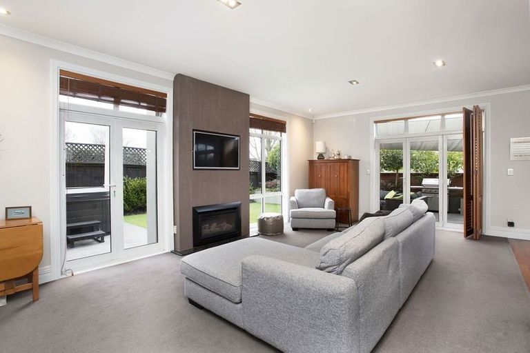 Photo of property in 45 Wroxton Terrace, Merivale, Christchurch, 8014