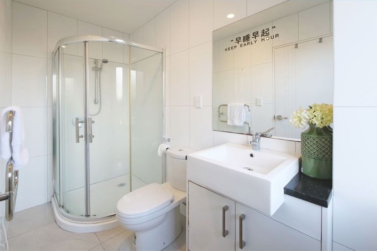 Photo of property in 23/5 Perekia Street, Albany, Auckland, 0632