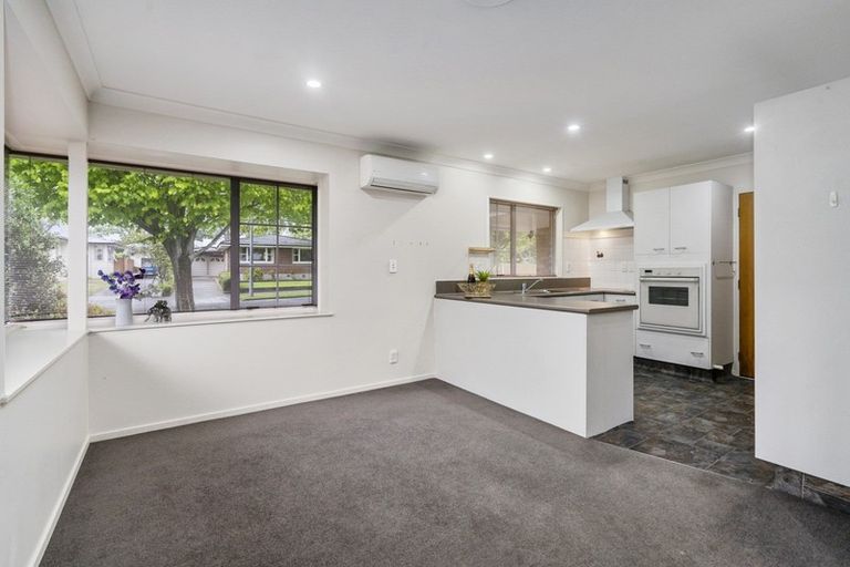 Photo of property in 3a Churchill Avenue, Hokowhitu, Palmerston North, 4410