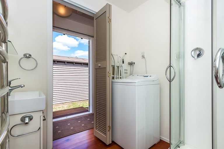 Photo of property in 3 Miles Place, Awapuni, Palmerston North, 4412