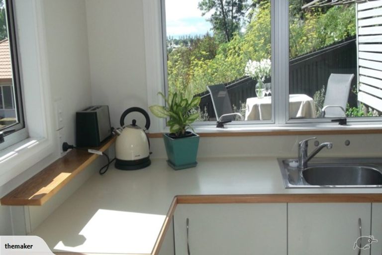 Photo of property in 12 Lucknow Terrace, Hospital Hill, Napier, 4110